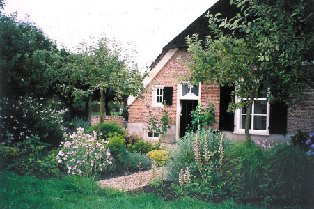 de buitenkamer tuinontwerp boerderijtuin Beuningen